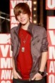 /album/fotogaleria/justin-at-the-mtv-vma-s-justin-bieber-8154847-397-600-jpg/